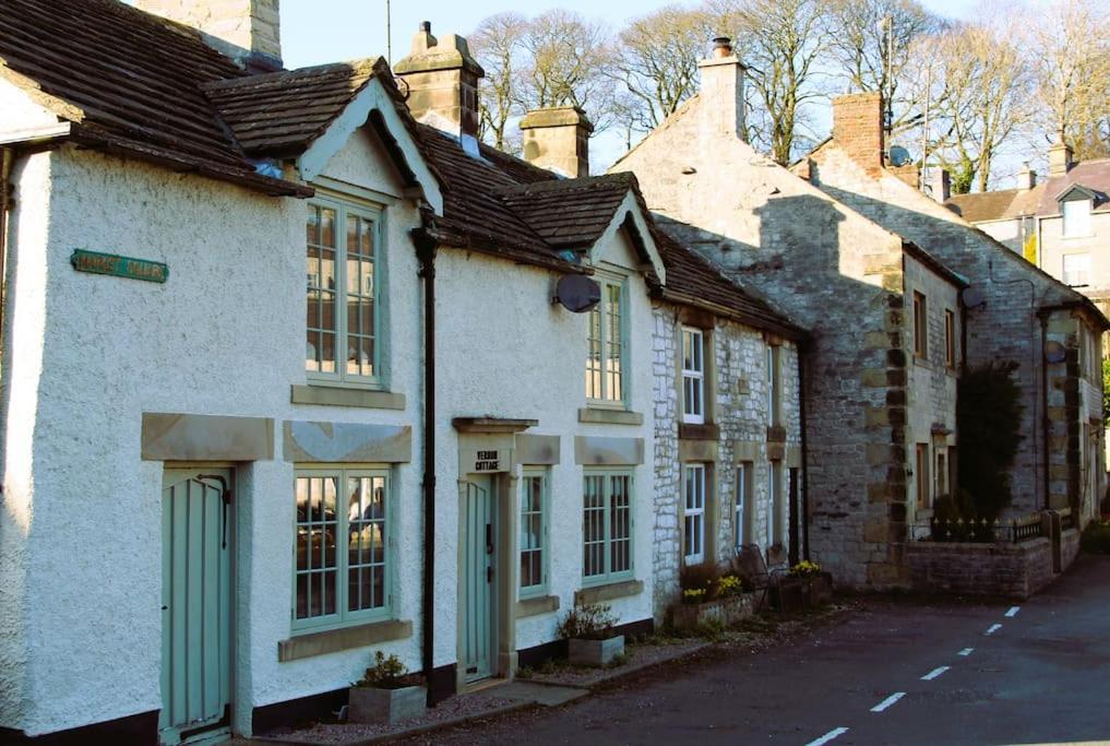 Gorgeous Cozy Cottage With A Heritage Feel, Walks, Pubs & Wood Burner Tideswell Kültér fotó